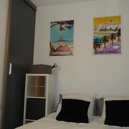 Appartementfrontdemersaintraphaelsantalucia Екстер'єр фото